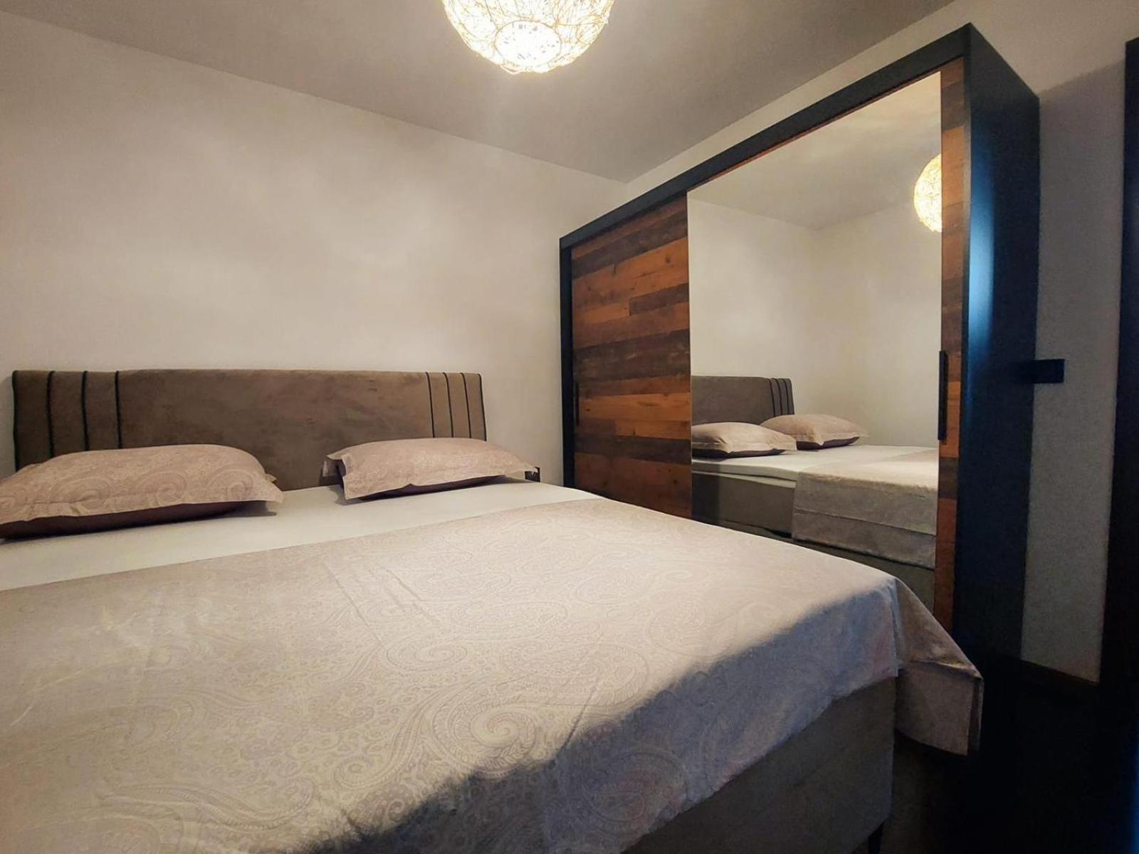 סיסאק Apartments Onyx מראה חיצוני תמונה